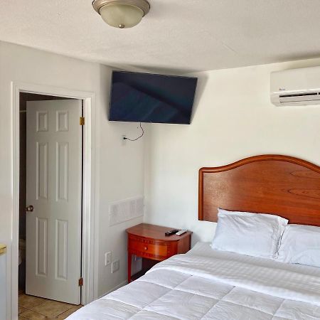 Sunny Motel Порт-Элджин Экстерьер фото