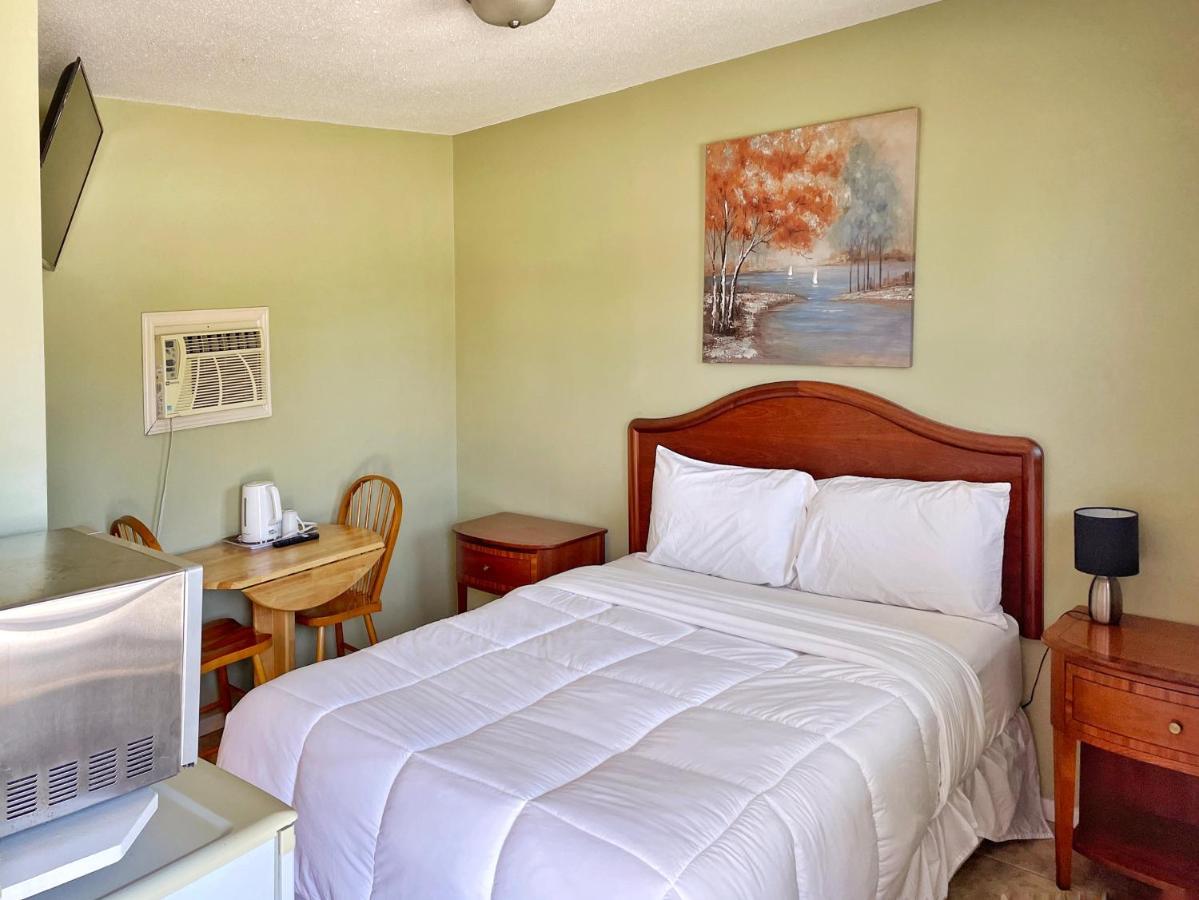 Sunny Motel Порт-Элджин Экстерьер фото